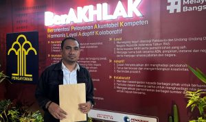Ketua Umum SMIT, Mesak Habari
