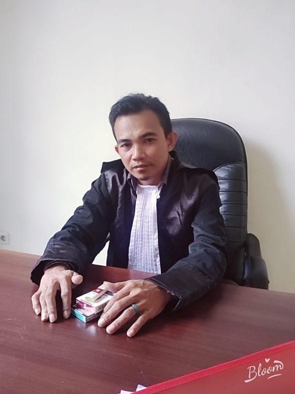 Kuasa Hukum Arifin Saroa, La Jamra Hi. Zakaria, SH